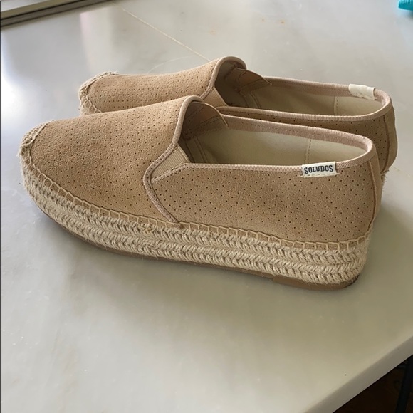 Soludos Shoes - Picture 2 of 3
